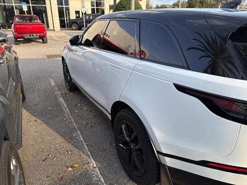 2026 Land Rover Range Rover Velar P250 Dynamic SE