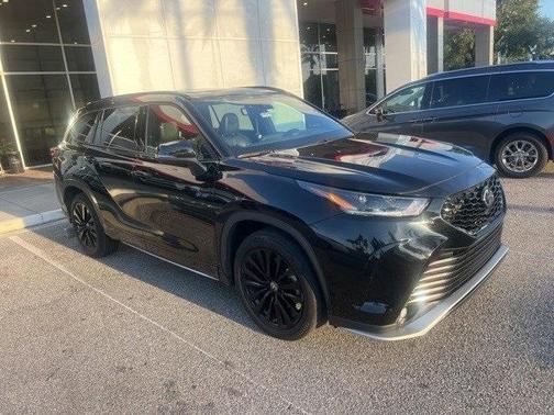 2023 Toyota Highlander XSE