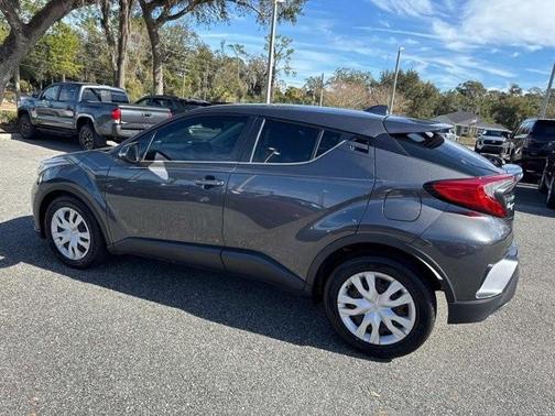 2021 Toyota C-HR LE