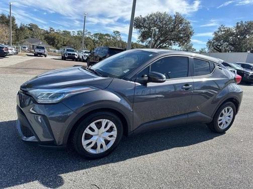 2021 Toyota C-HR LE