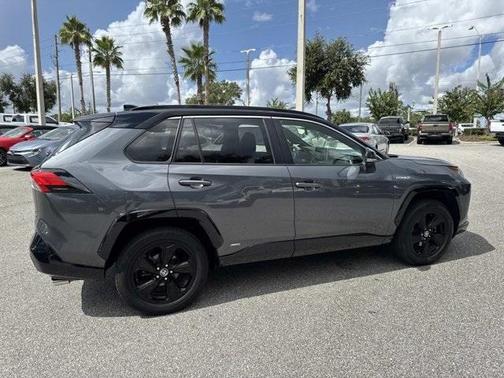 2020 Toyota RAV4 Hybrid XSE