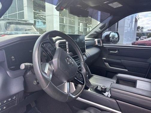2022 Toyota Tundra Platinum