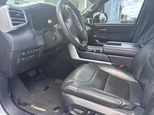 2022 Toyota Tundra Platinum