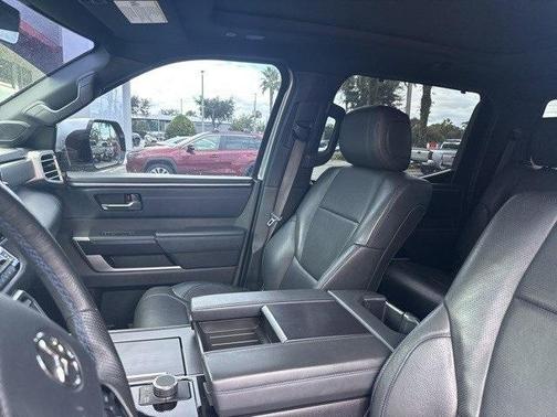 2022 Toyota Tundra Platinum