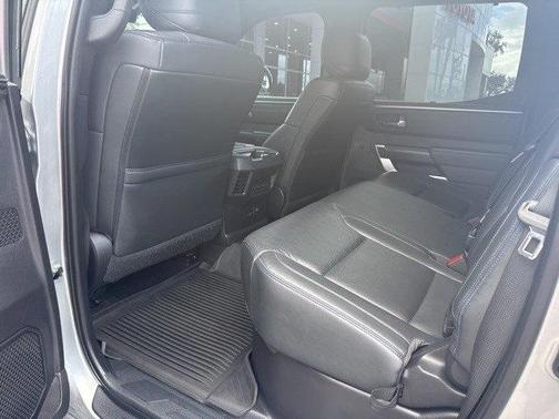 2022 Toyota Tundra Platinum