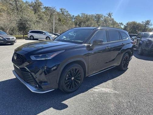 2023 Toyota Highlander XSE