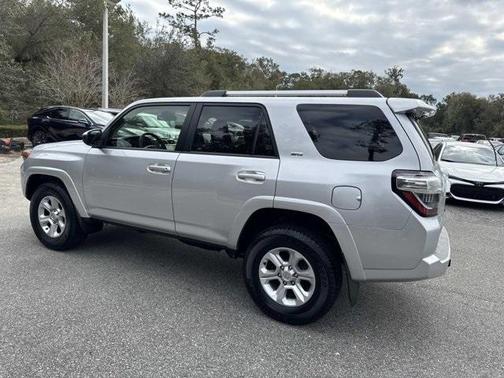 2024 Toyota 4Runner SR5