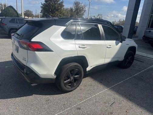 2019 Toyota RAV4 Hybrid XSE