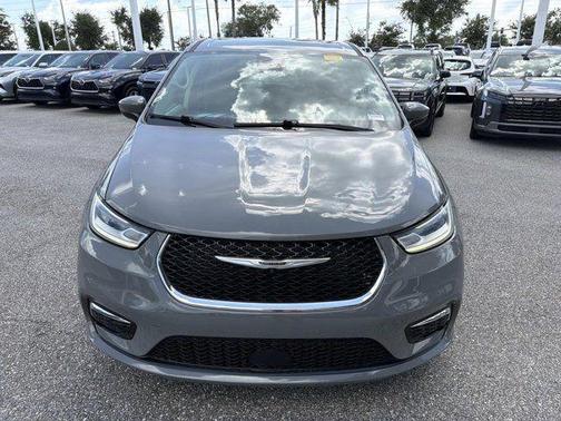 Ceramic Gray Clearcoat 2023 Chrysler Pacifica Touring-L