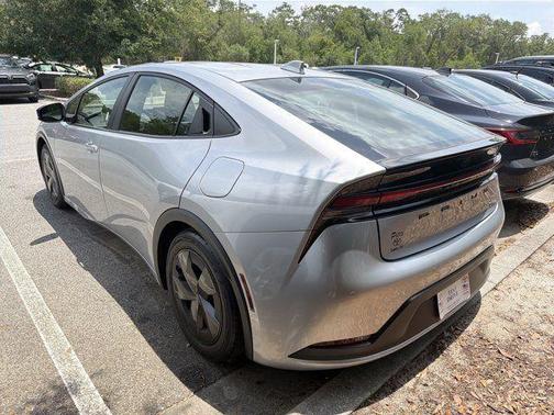 CUTTING EDGE 2025 Toyota Prius LE