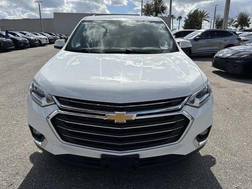 2021 Chevrolet Traverse LT Cloth