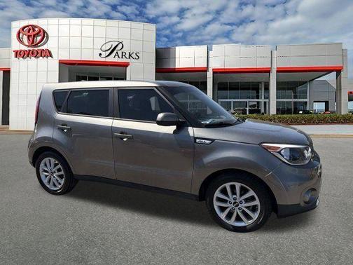 2017 Kia Soul +