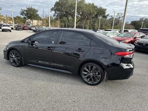 2025 Toyota Corolla SE