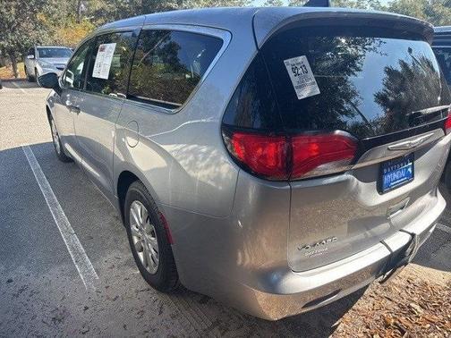 2020 Chrysler Voyager L