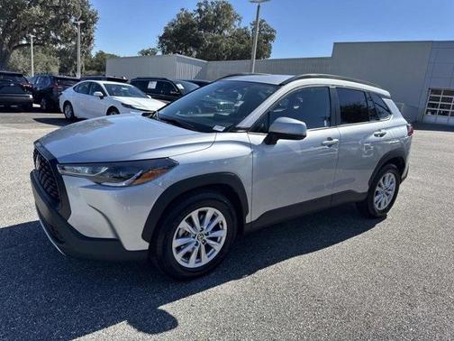 2023 Toyota Corolla Cross LE
