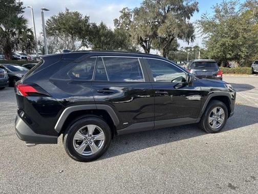 2024 Toyota RAV4 Hybrid LE