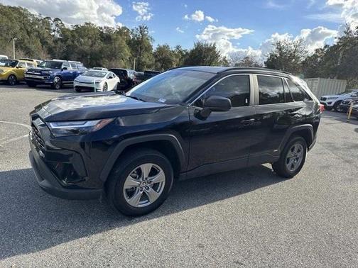 2024 Toyota RAV4 Hybrid LE