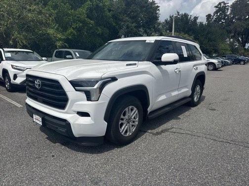 2025 Toyota Sequoia SR5