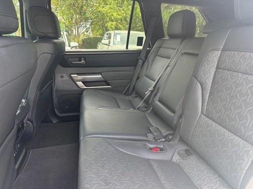 2025 Toyota Sequoia SR5
