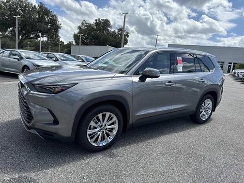 2025 Toyota Grand Highlander Platinum