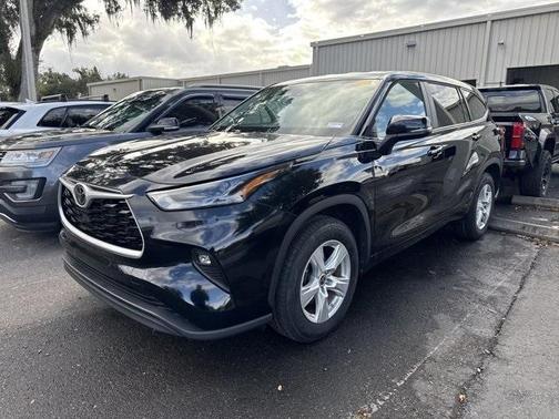 2023 Toyota Highlander L