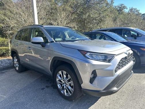 2021 Toyota RAV4 XLE Premium