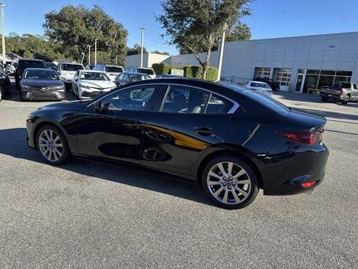 2025 Mazda Mazda3 FWD w/Preferred Package