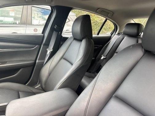2025 Mazda Mazda3 FWD w/Preferred Package