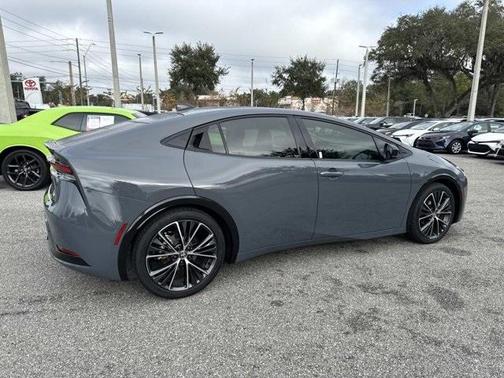 2024 Toyota Prius XLE