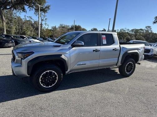 2025 Toyota Tacoma Hybrid TRD