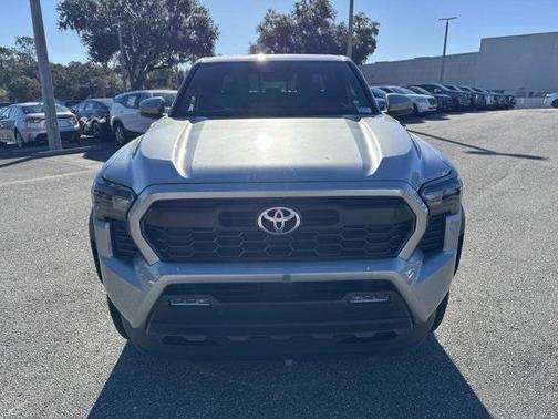 2025 Toyota Tacoma Hybrid TRD