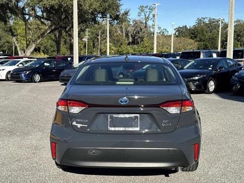 2025 Toyota Corolla Hybrid LE