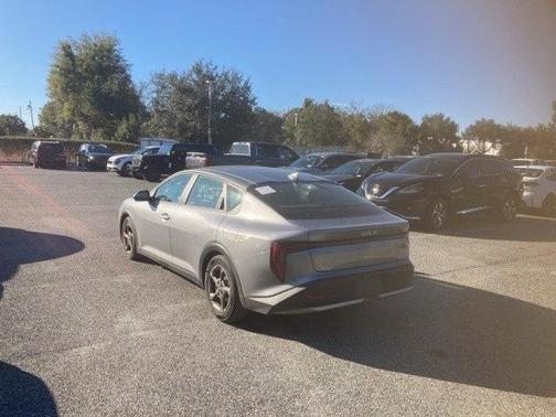 2025 Kia K4 