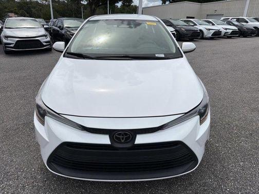 Ice 2024 Toyota Corolla LE