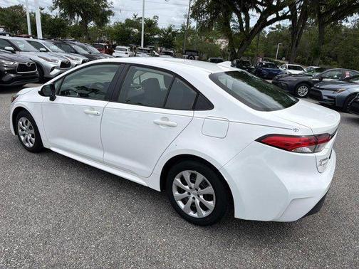Ice 2024 Toyota Corolla LE