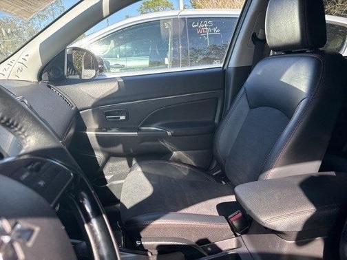 2024 Mitsubishi Outlander Sport 2.0 LE