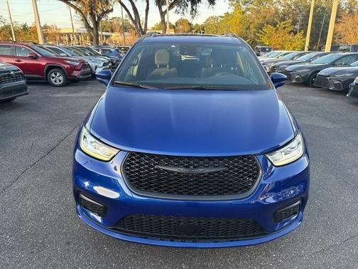 2021 Chrysler Pacifica Touring