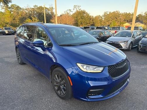 2021 Chrysler Pacifica Touring