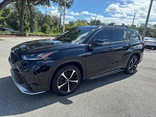 2022 Toyota Highlander XSE
