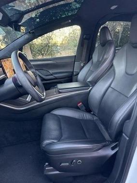 2023 Tesla Model X Base