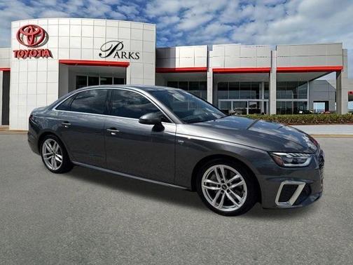 2022 Audi A4 45 S line Premium Plus