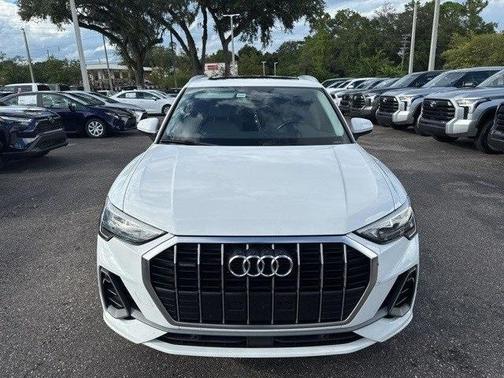 2021 Audi Q3 45 S line Premium