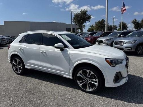 2021 Audi Q3 45 S line Premium