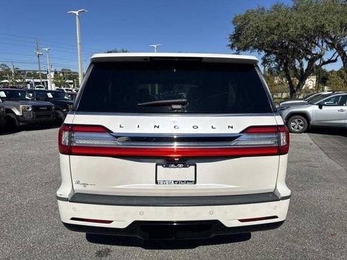 2018 Lincoln Navigator L Black Label
