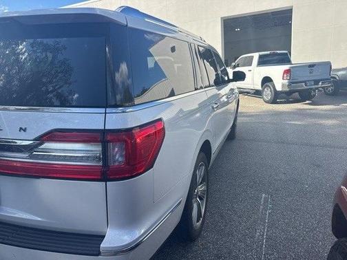 2018 Lincoln Navigator L Black Label