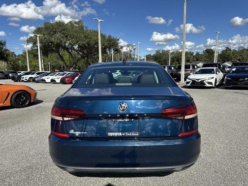 2020 Volkswagen Passat 2.0T SE