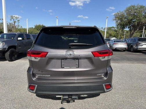Predawn Gray Mica 2019 Toyota Highlander Limited