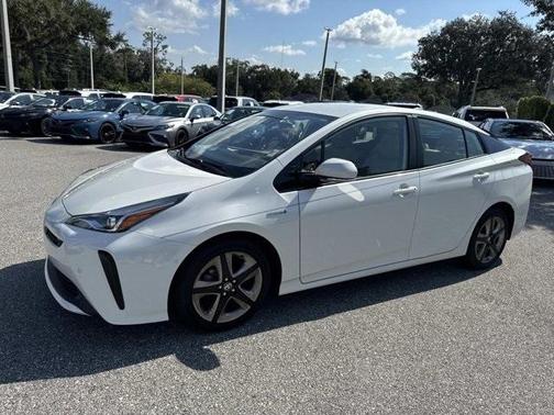 2020 Toyota Prius XLE