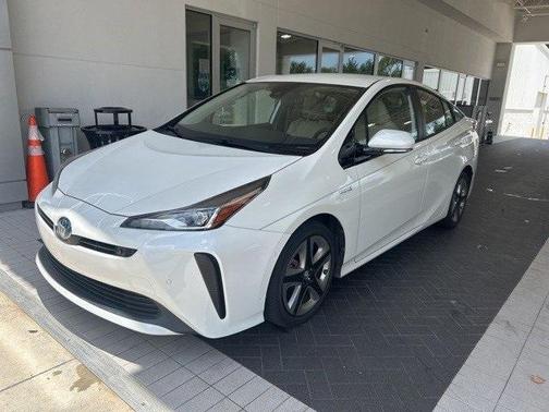 2020 Toyota Prius XLE