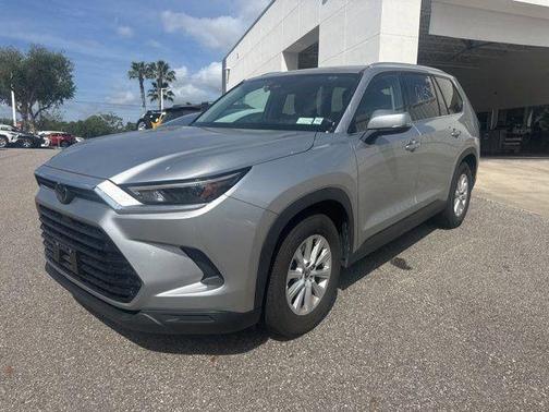 Celestial Silver Metallic 2025 Toyota Grand Highlander XLE